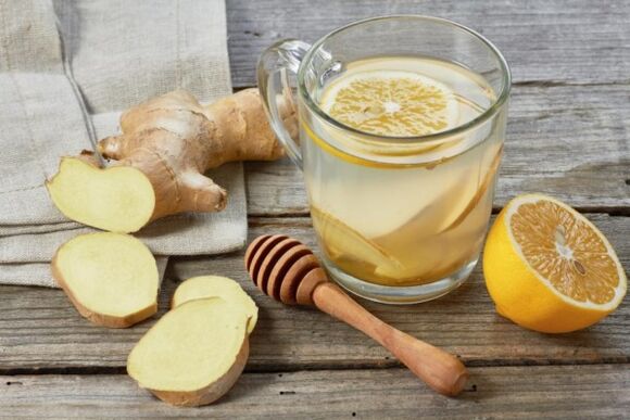 Сокот од ѓумбир од лимон е здрав напиток за мажи