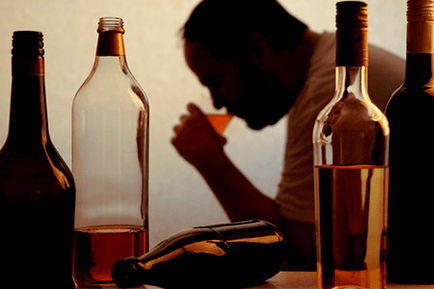 Алкохолните пијалоци негативно влијаат на машката моќ